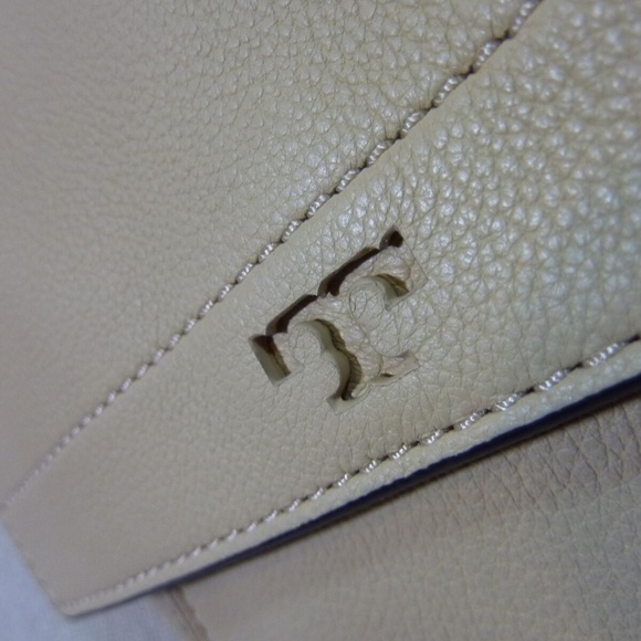 NEW Tory Burch Half-Moon Sand Dune Beige Leather Small Satchel/Crossbody Bag - Picture 11 of 13